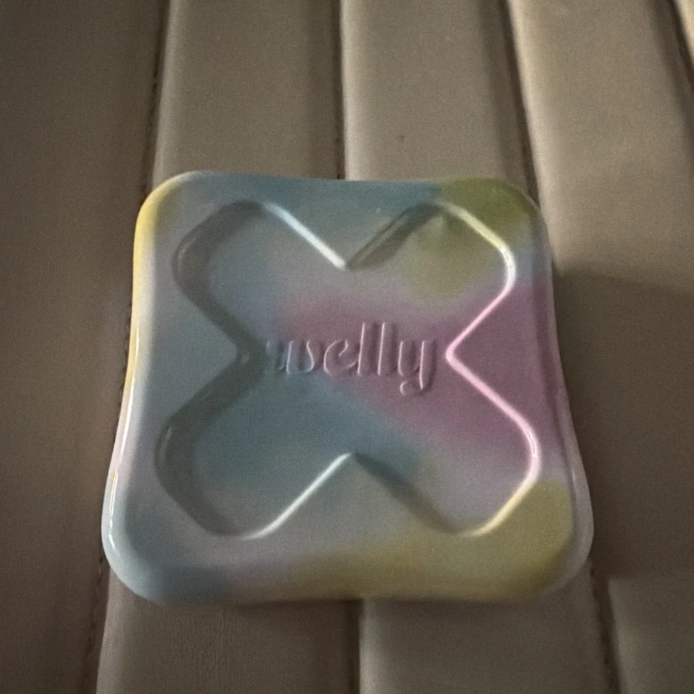Welly Band-Aid Tin 4